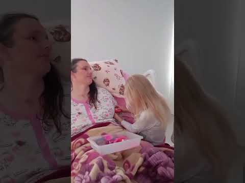 AMOR DE FILHA EMOCIONA AO CUIDAR DA MÃE QUE LUTA CONTRA AS SEQUELAS DE UM AVC🚨