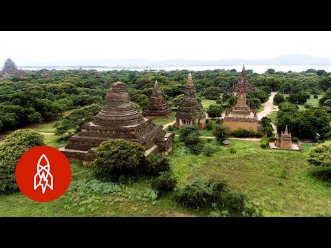 Bagan, the Valley of 2,000 Temples!