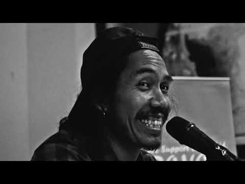 Sorgemagz.com - Ketika Sisir Tanah...