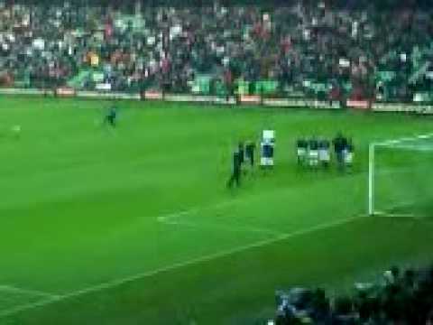 Stefan Krijthe schiet penalty's in de Euroborg