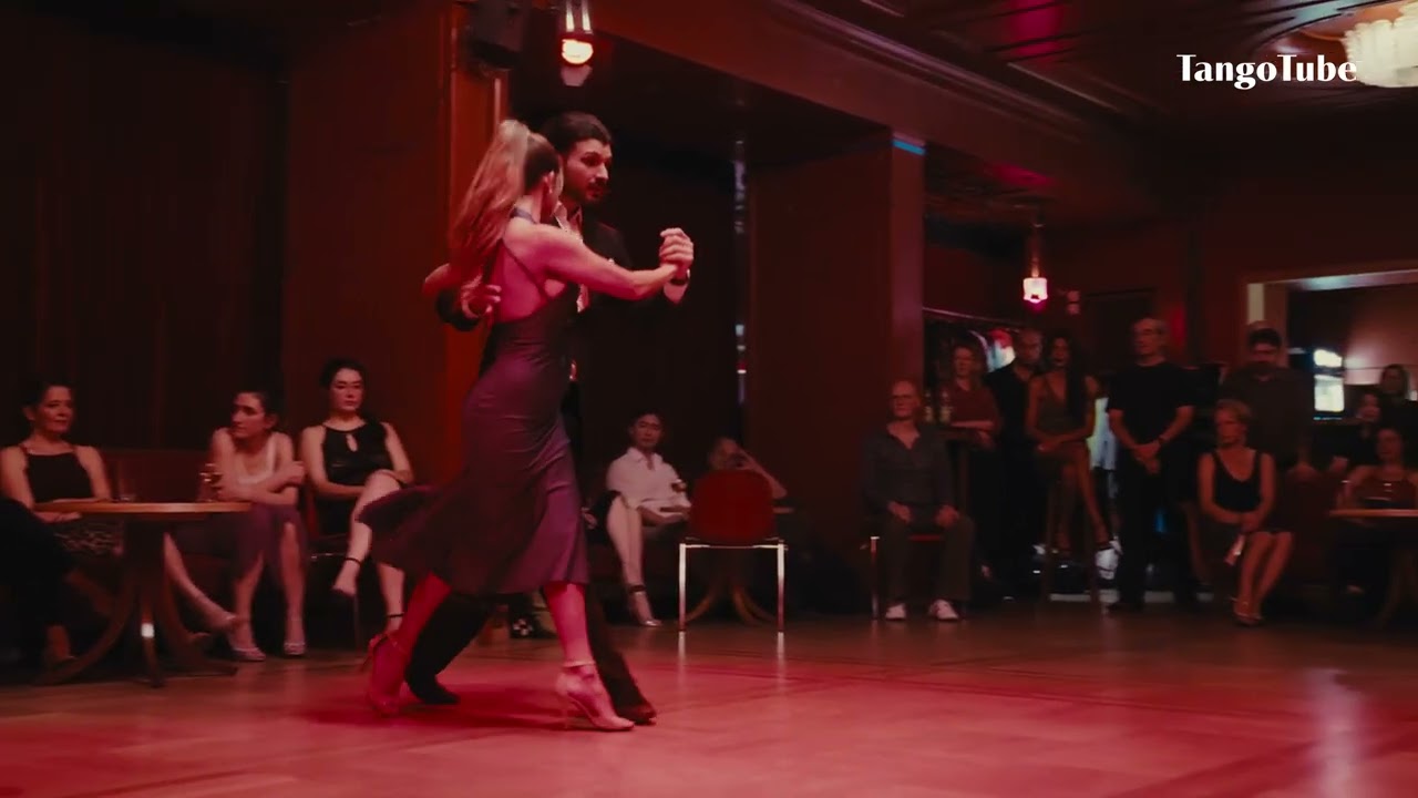 Gabriele Sabato and Florencia Marioni dancing "Yuyo Verde" in Roter Salon 2024/10/22 Part 2/3