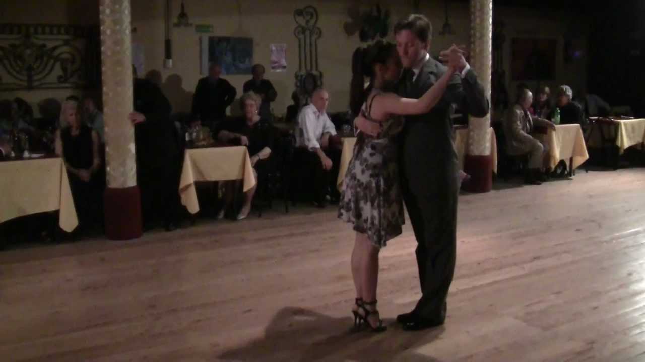 Vladimir Khorev y Sabrina Tonelli bailan en Gricel