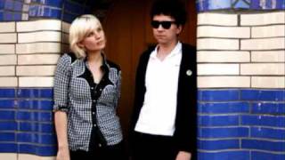 The Raveonettes Breaking into cars
