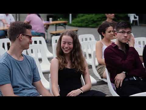 Rézhúros Banda koncert és táncház a Benczúr Kerti Estéken!