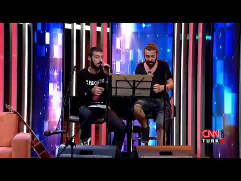Burada Laf Çok Performansları; Halil Sezai ft. Sansar Salvo - Büyük Yalnızlık