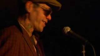 U.S. BOMBS - "US OF HATE" (LIVE ACOUSTIC)