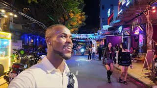 I Walked Into This at 11 PM in Da Nang........Friday Night on Da Nang Bar Street 🇻🇳