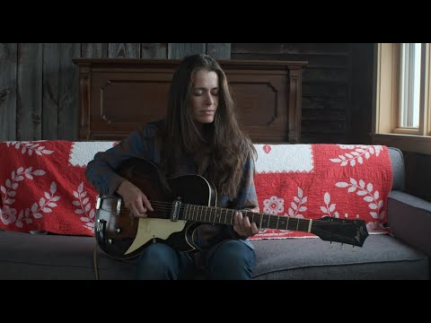 "Don't Worry About Nothing" Caitlin Canty (LIVE)