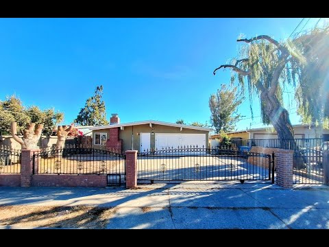 Remodeled Single Story House With Gated Yard & Lots of Storage Space! property video