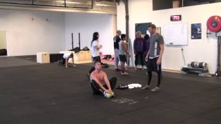 preview picture of video 'CrossFit Challenge Part 2 - RR vs RKSM - RR @ CrossFit Kristiansand (Kristen Strømme)'