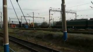 preview picture of video 'Transiberian railways: approaching Ulan Ude train station'