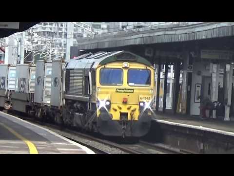 Class 66 passing Didcot Parkway - 13/08/2018