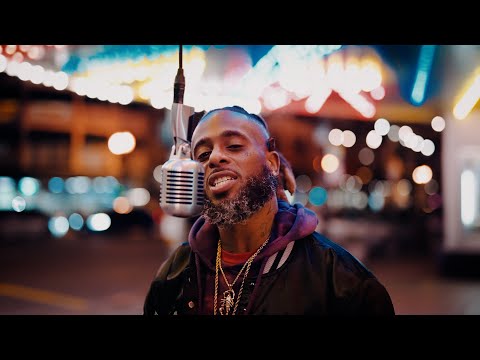 Romenowski - King Tut | Street Performance