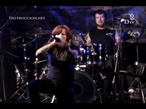 Walls Of Jericho - All Hail The Dead