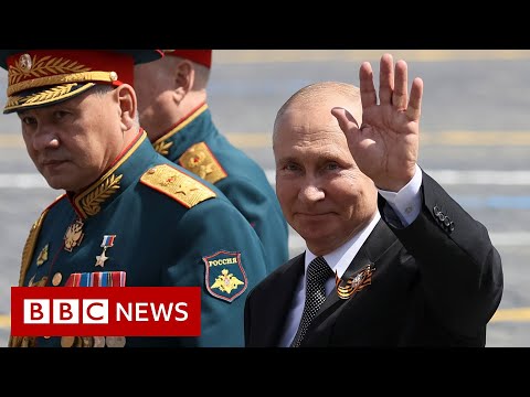 ロシア、ウイルスの影で勝利の日のパレードを開催 - BBCニュース (Russia holds Victory Day parade in shadow of virus - BBC News)