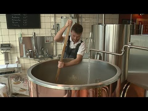 download lagu mp3 mp4 Brasseur De Biere, download lagu Brasseur De Biere gratis, unduh video klip Brasseur De Biere