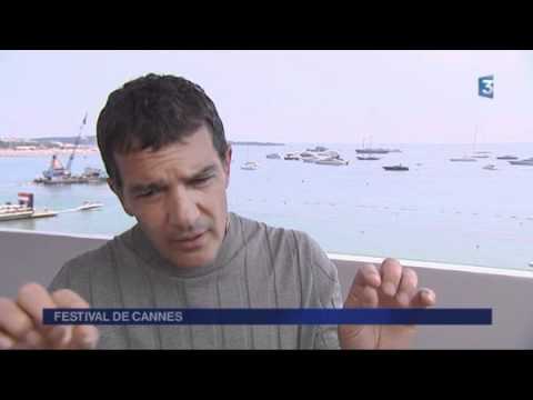 FESTIVAL DE CANNES 2011, les interviews - Antonio Banderas (en anglais)