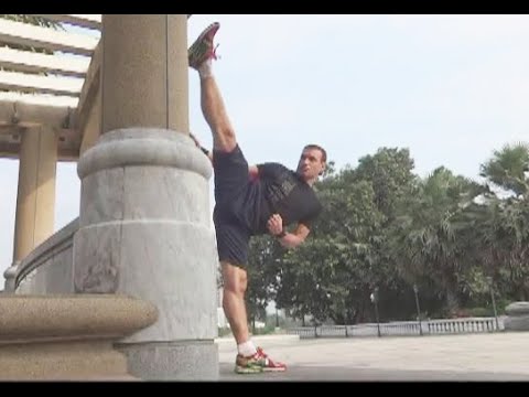 LEG HOLDING SIDE SHOT - Ron Smoorenburg - Who am I ? - Jackie Chan