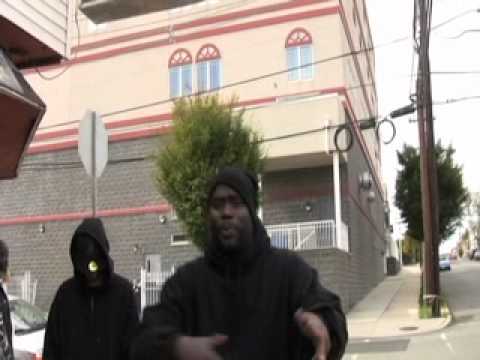 Tone Liv- Amazing Feat. DohBoi