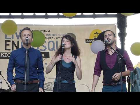 Chloé Lacan - - live@Square pl. du Commerce (Fest. Kiosquorama), 07 sept. 2014