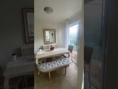 Villa Capri at Eastlake, Seattle - Video 2 of 2