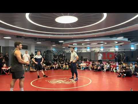 Zaurbek Sidakov teaches his legendary Outside Step