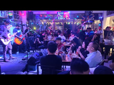 THE YOUTH  DODONG CRUZ LIVE