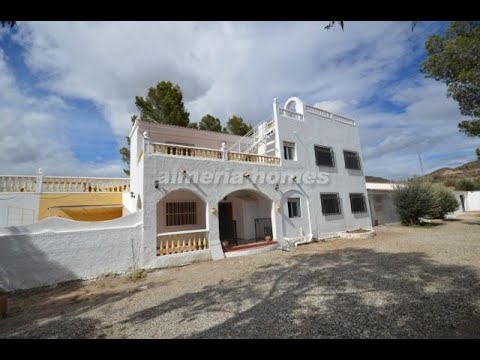 SOLD! - Cortijo Senador AH 11681