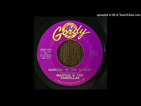 Martha Reeves & The Vandellas - Dancing In The Street (1964)