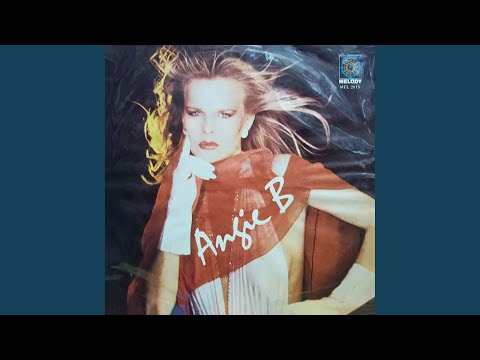 Muñeca De Plastico (Plastic Doll)