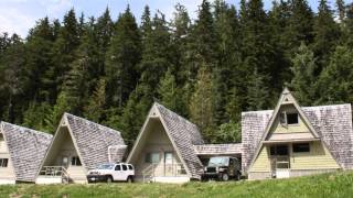 preview picture of video 'Nakusp Hot Springs, cedar chalet accommodations & hiking trails'