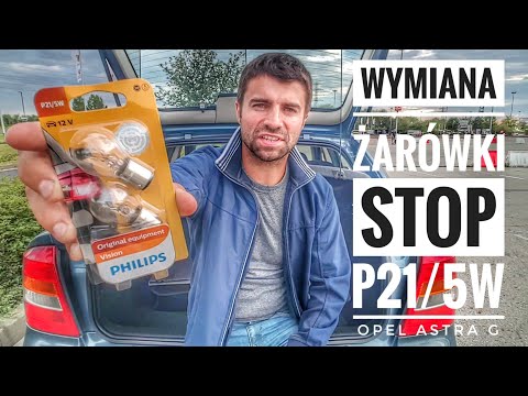 Kość wystaje na zdjęcie stopy Koślawego oraz dwa palce