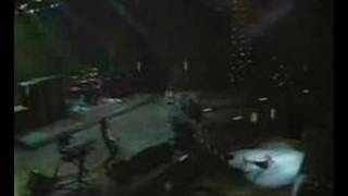 Faith No More - We Care Alot & Sweet Dreams (1991)