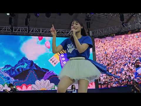 260517 QWER 연세여 사랑한다 4인 직캠 Full 4k by reBirth