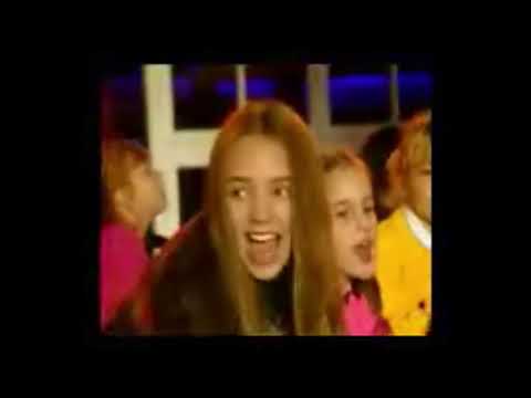 Lucie Vondráčková - Papír nůžky kámen