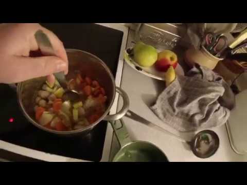 MongoTV_4213 - Mongo Madskole - Oksebuillonsuppe Med KØDBOLLER - Pastaskruer - LØG - Gulerødder