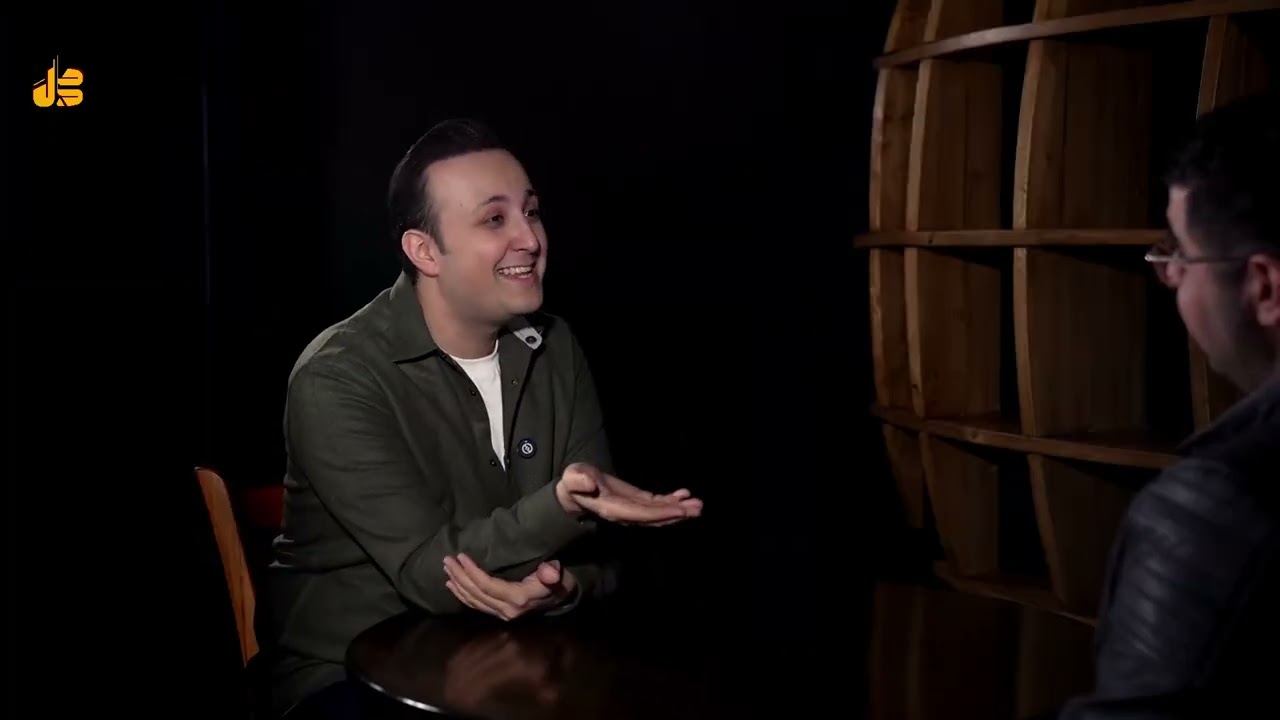 یه دکمه هست تو خیابون کشور دوست، اون دکمه رو بزنیم همه چی درست میشه!!!! #بیت_رهب?