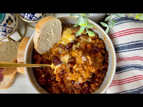 Lentil & Beef Chili- The Lazy Girls Kitchen 