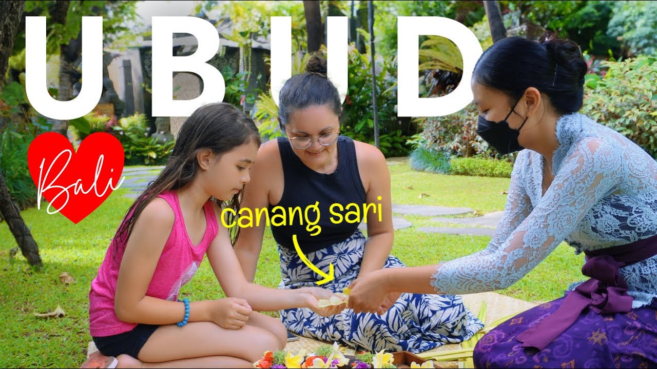 Travelers participate in Canang Sari Offering Workshop.