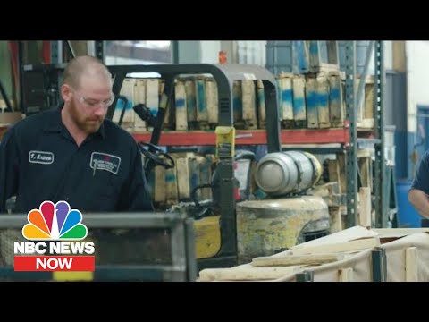 USMCA貿易協議將如何影響美國工人？ (How The USMCA Trade Deal Will Impact American Workers | NBC News NOW)