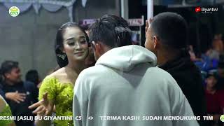 Download lagu MACAN GALAK - GUNTUR // TAYUB GIYANTINI // TASYAKURAN GAMELAN ARUM LARAS // ANA AUDIO // G- mp3