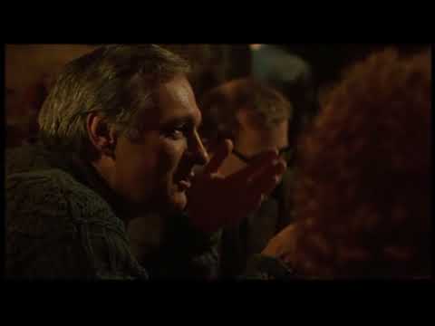 Manhattan Murder Mystery - Restaurant Scene