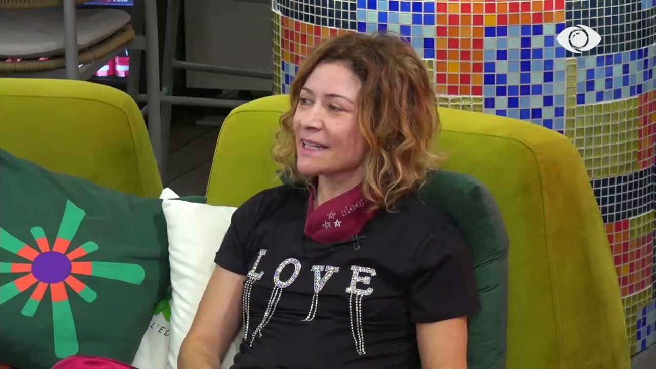 “Ajo po të përdor…”/ Juli këshillon Gracianon, Egla nis të këndojë: Vetëm 5 minuta…