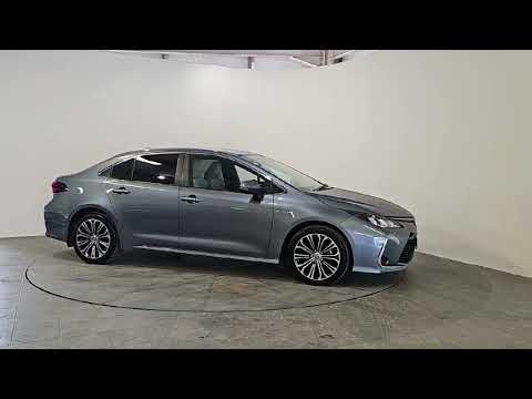 Toyota Corolla 1.8 Hybrid Luna Sport Saloon - Image 2