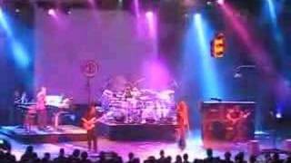 Video thumbnail for Rudess and Petrucci Zen Riffer/guitar duel by Stéphane Peter