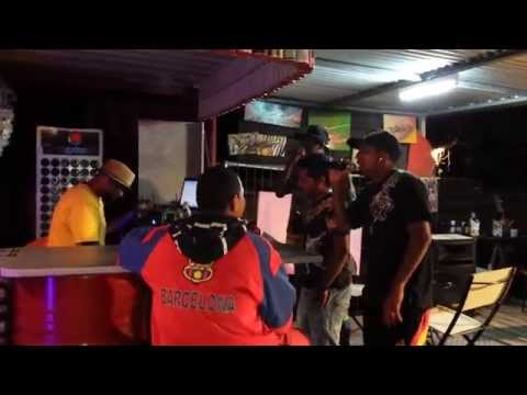 AFROTAZ EN MODE FREESTYLE #LIVEATBOX1