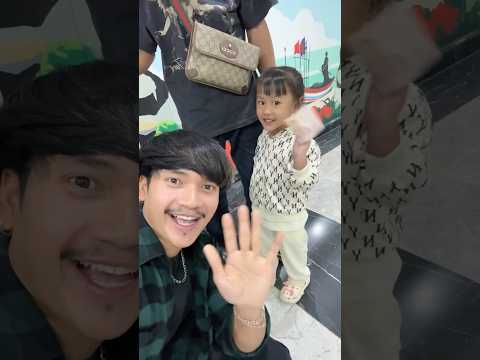 มาส่งหลานกลับกรุงเทพ✈️🥰 #ลองดู #เดมี่ #หลาน #นนท์ทาจิ #ฝากติดตาม #ช่องยูทูป #พี่นนท์ #เอ็นจอยคับผม