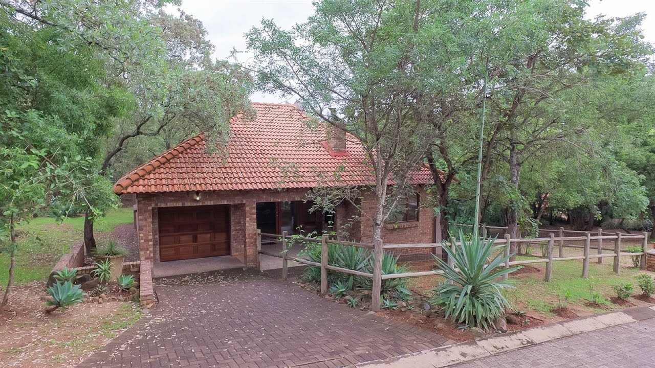 2 Bed House for sale in Mpumalanga | Lowveld And Kruger Park | Hazyview | Hazyview | 16 |