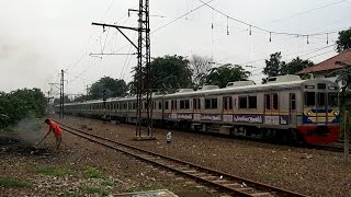 preview picture of video '2014/01/13 ジャカルタ 日本からの譲渡車両 マンガライ駅 / Jakarta: Trains from Japan at Manggarai'