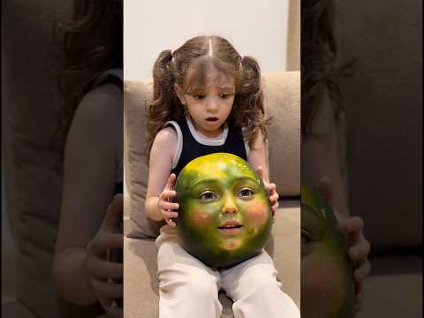 بطيخة اصبحت بوجه انسان 😱🍉